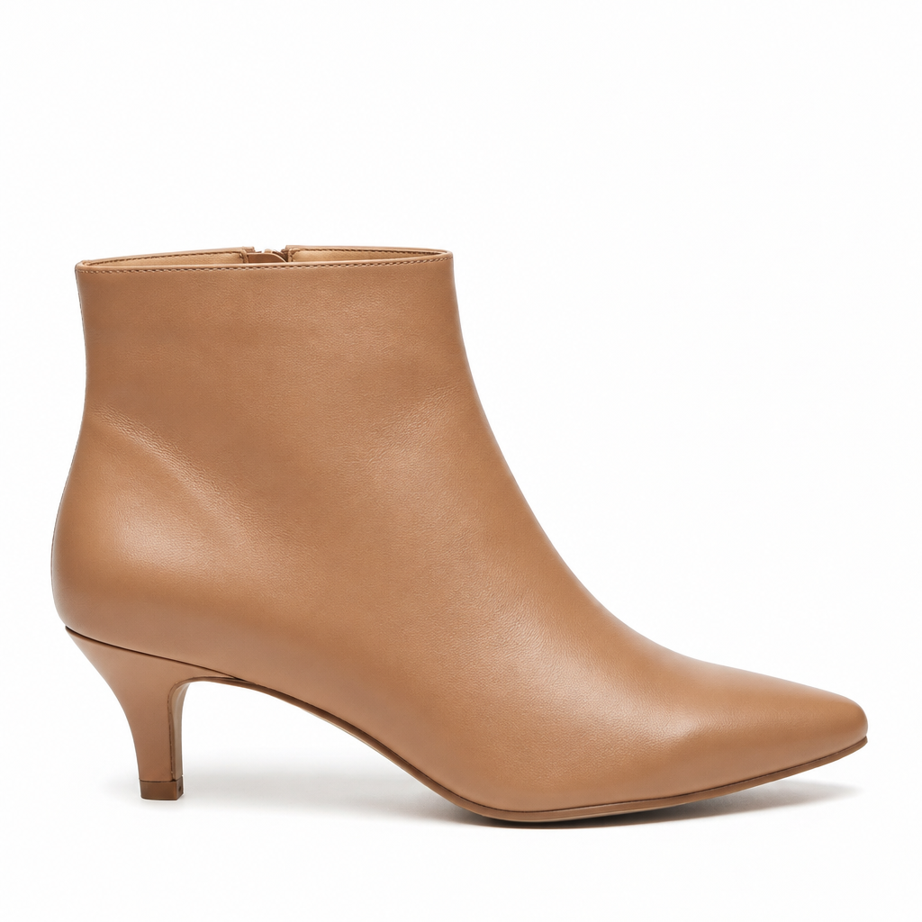 Botín kitten heel camel nude