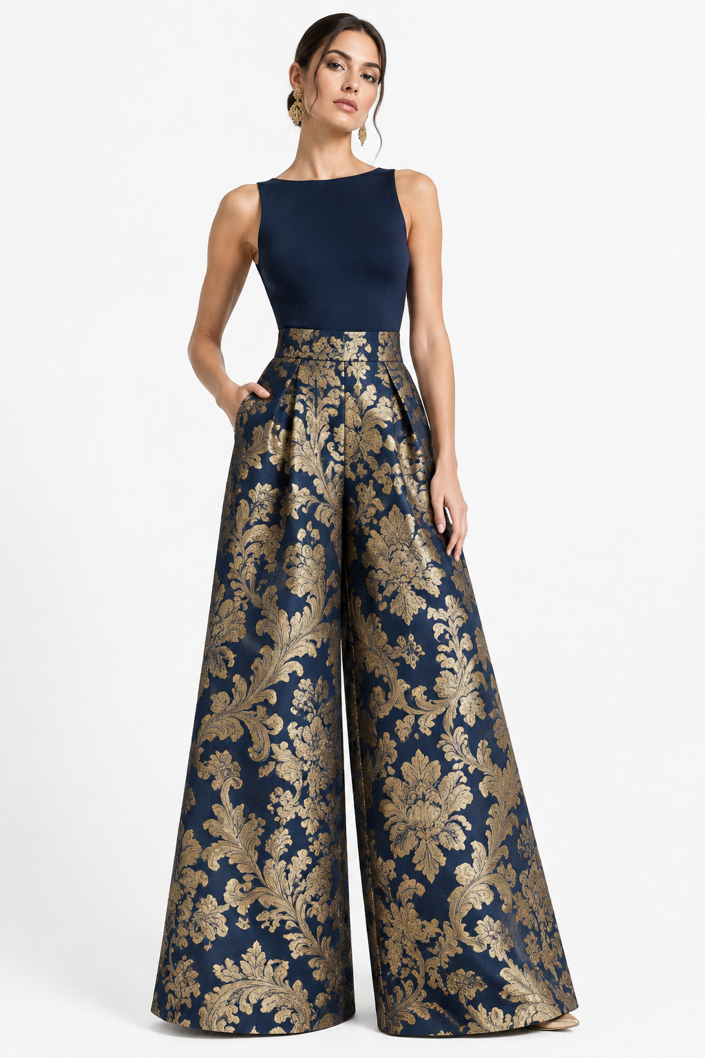 Pantalón Brocado Floral Azul Marino con modelo - Cala Stile