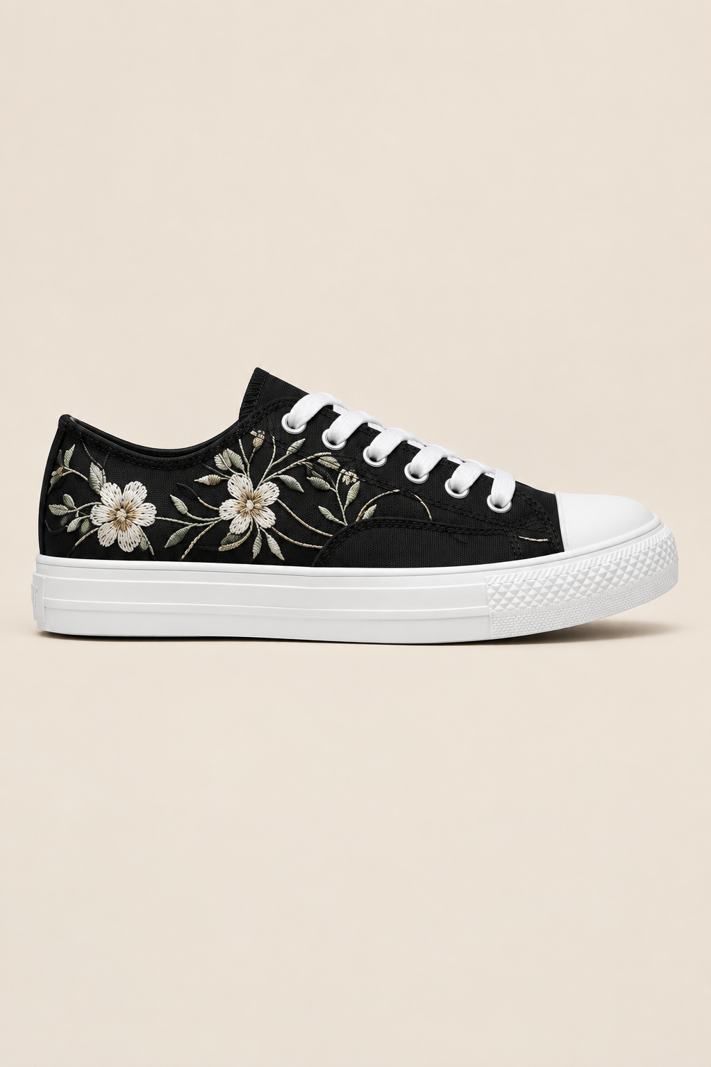 Deportivas canvas bordada negras